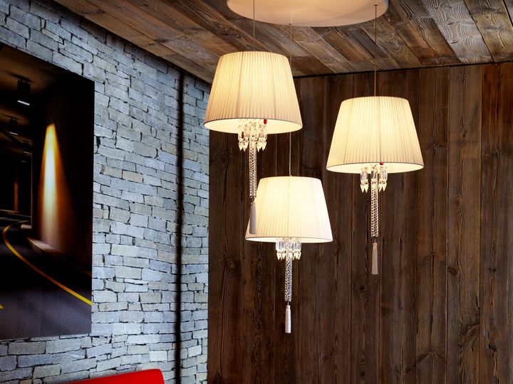 Подвесные светильники Torch в интерьере, Baccarat