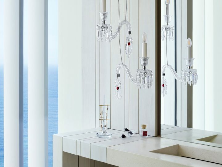 Люстра Fantôme над туалетным столиком, Baccarat