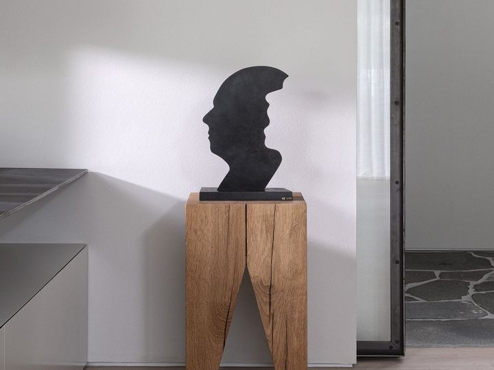Бронзовая скульптура Confidence Марка Каленберге, Gardeco
