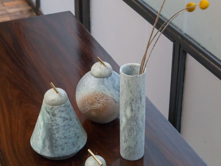 Керамические вазы в интерьере, Gardeco