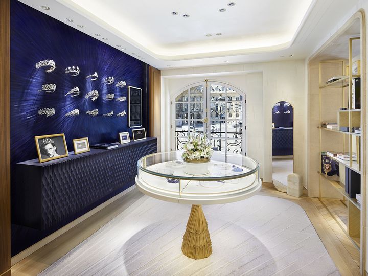Бутик Chaumet с отделкой из маркетри соломы, Jallu